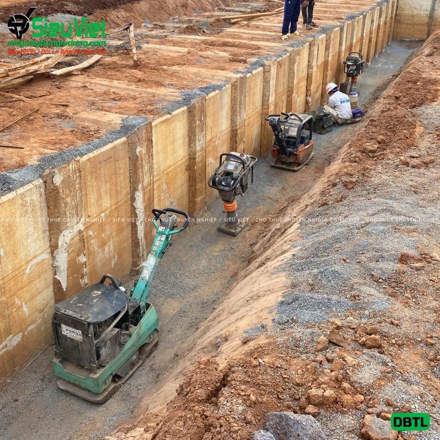 Thuê Tháng Máy đầm bàn thuỷ lực DBTL34 300-400Kg (Dầu Diesel)