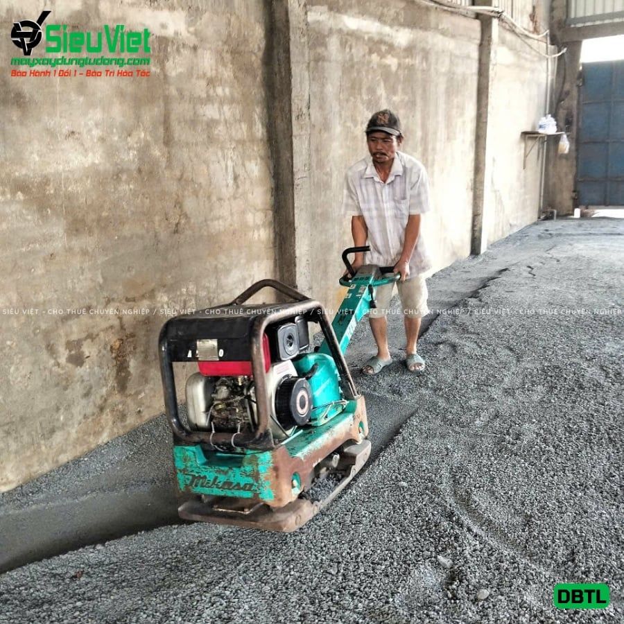 Thuê Tháng Máy đầm bàn thuỷ lực DBTL34 300-400Kg (Dầu Diesel)