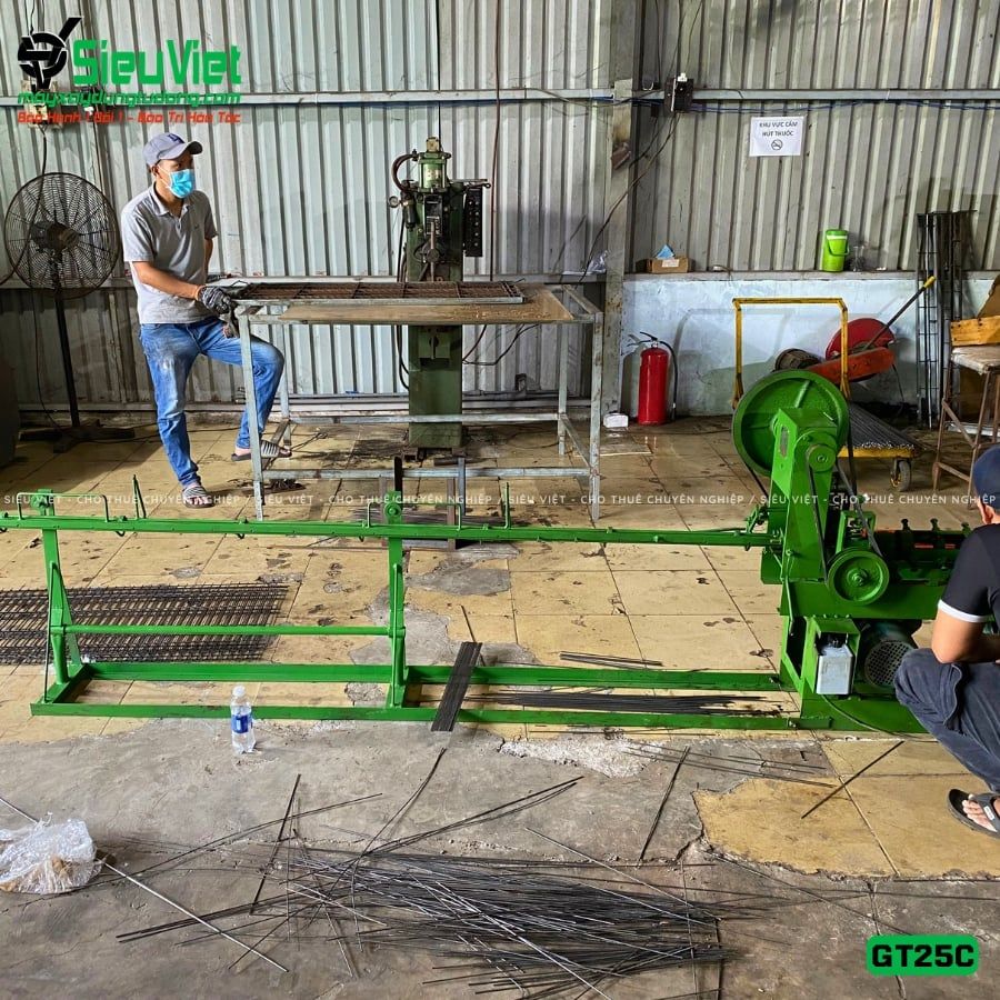 Máy duỗi cắt sắt tự động GT25C, máng dài 2.6m (Điện 220V, Dân dụng)