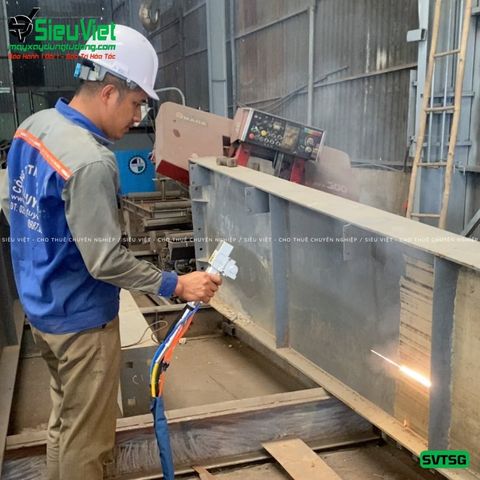 Thuê Tháng Máy laser tẩy gỉ sắt SVTGS - Công suất 1500-3000W