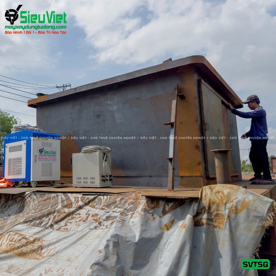 Thuê Tháng Máy laser tẩy gỉ sắt SVTGS - Công suất 1500-3000W