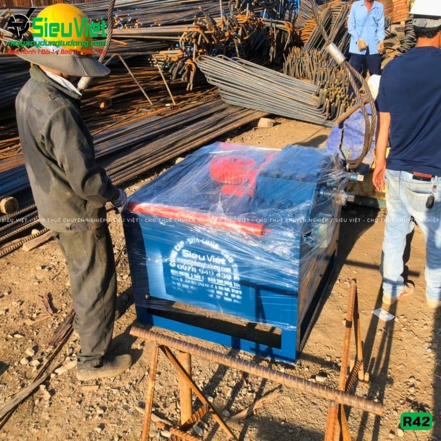 (Cũ) Máy uốn đai tròn sắt xây dựng R42 Việt Nam - Điện 380v, 3 Pha