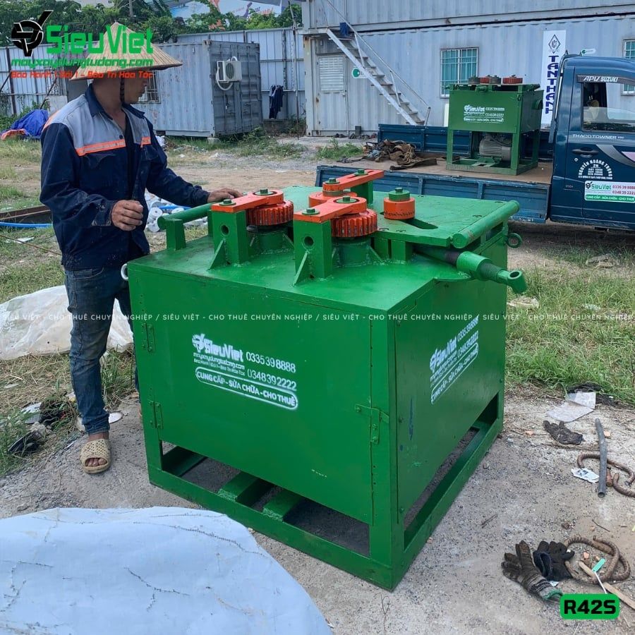 Thuê Tháng Máy uốn tròn sắt phi 16-40 R42, R42S - Điện 380v, 3 pha