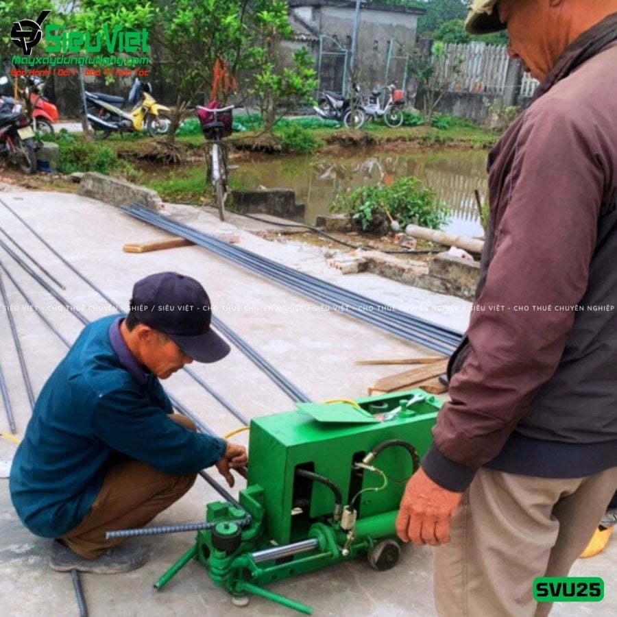 Máy uốn (Bẻ mỏ) sắt thuỷ lực SVU25 - Điện 220v, 1 Pha