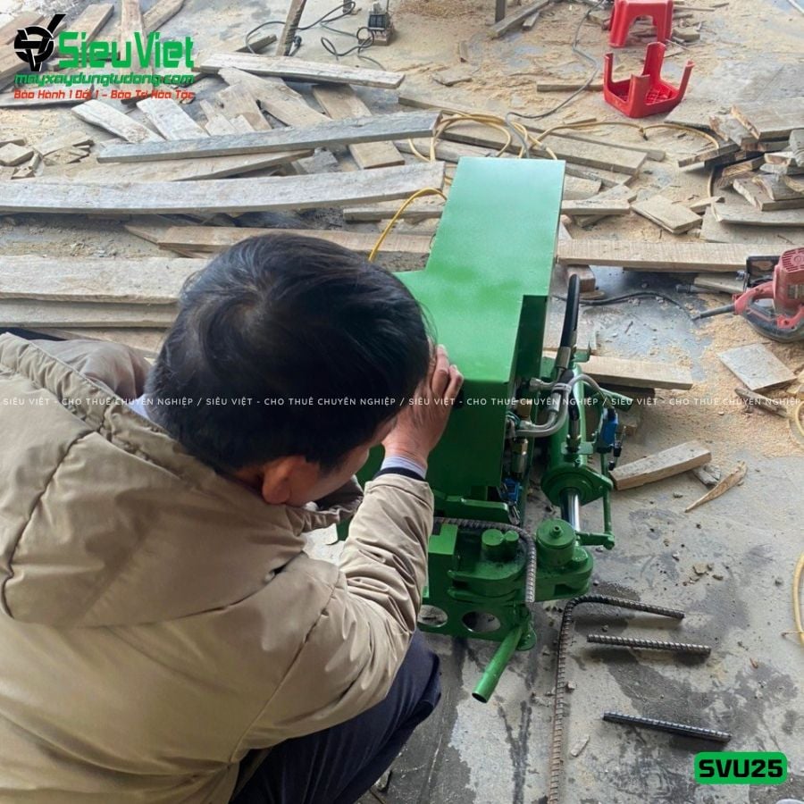 Máy uốn (Bẻ mỏ) sắt thuỷ lực SVU25 - Điện 220v, 1 Pha