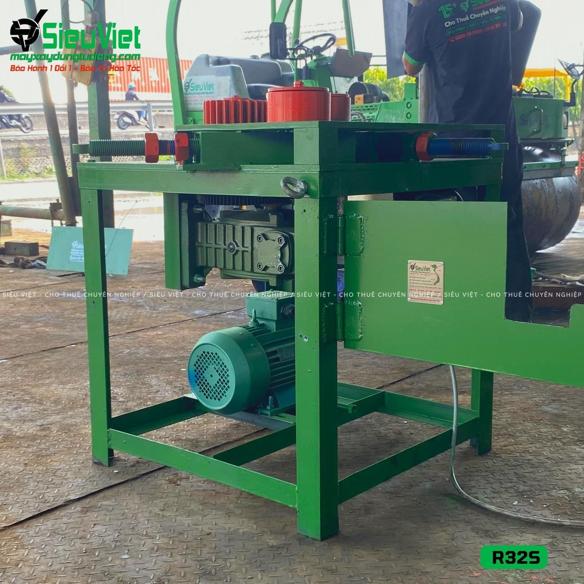 Máy uốn đai tròn phi 28 R32S Việt Nam - Điện 380v, 3 Pha