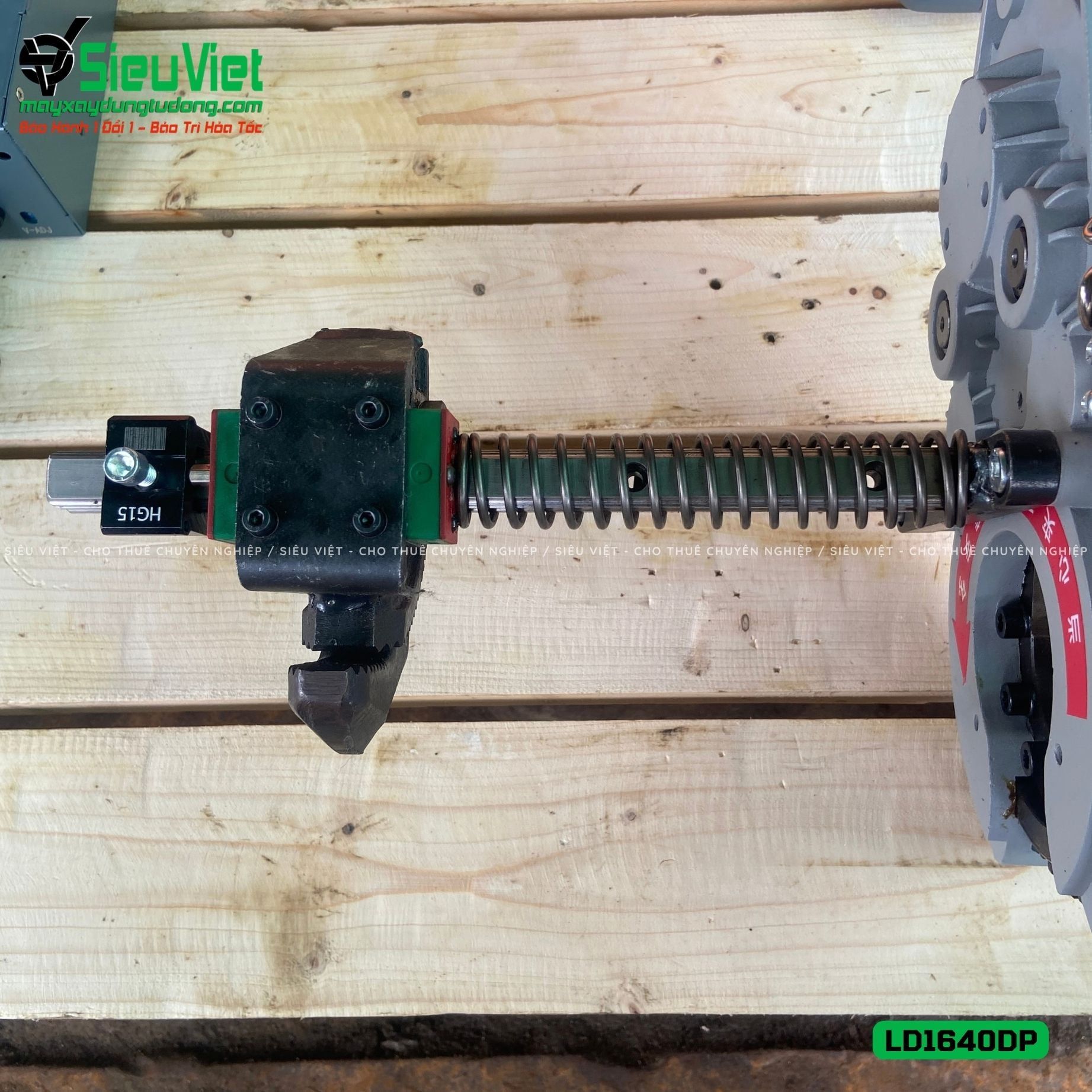 Máy siết vặn Coupler nối sắt xây dựng LD1640DP