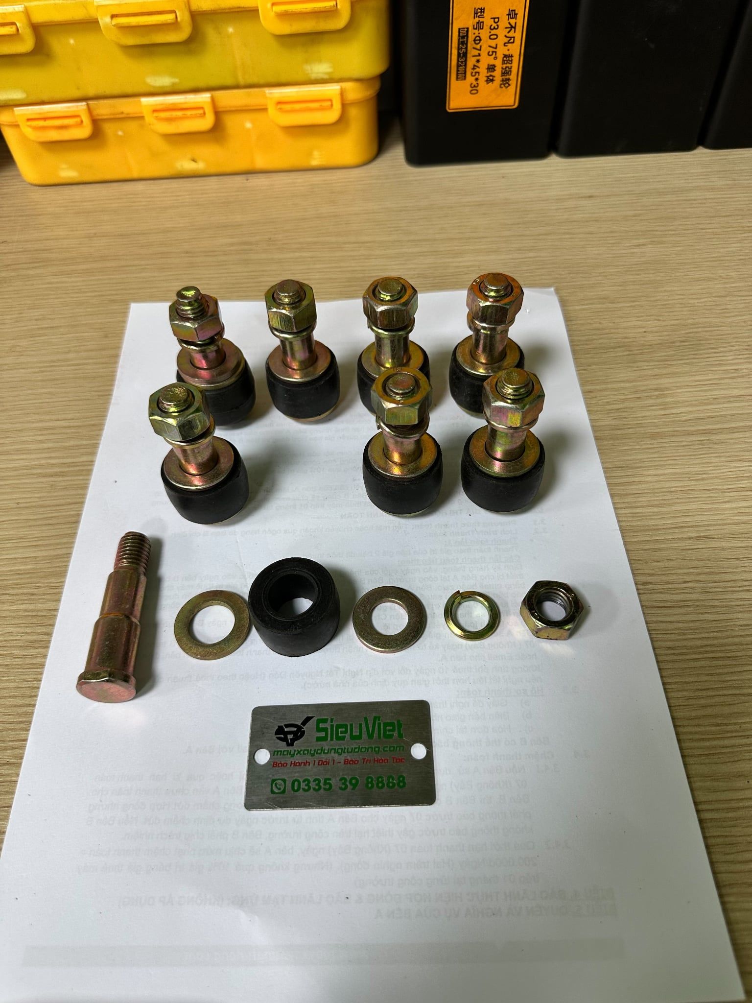 Ốc khớp nối trục hộp số và mô tơ vận thăng VTSV1000 (S)