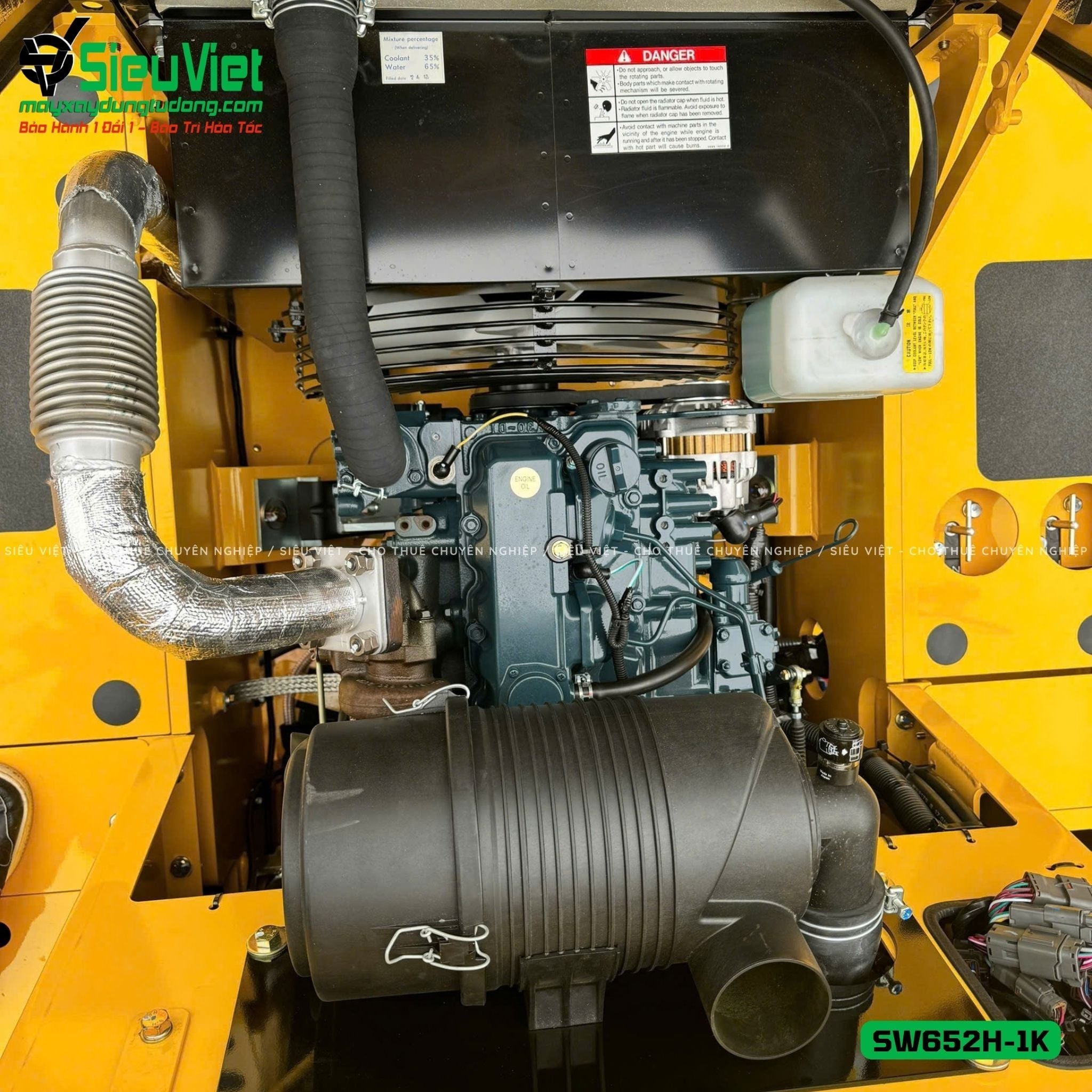 Xe lu rung nhỏ 8 tấn Sakai SW652H-1K Nhật Bản
