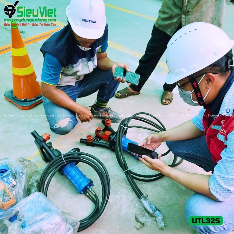 Máy uốn, sửa sắt cầm tay phi 28 UTL32S - Điện 220V, Dân dụng