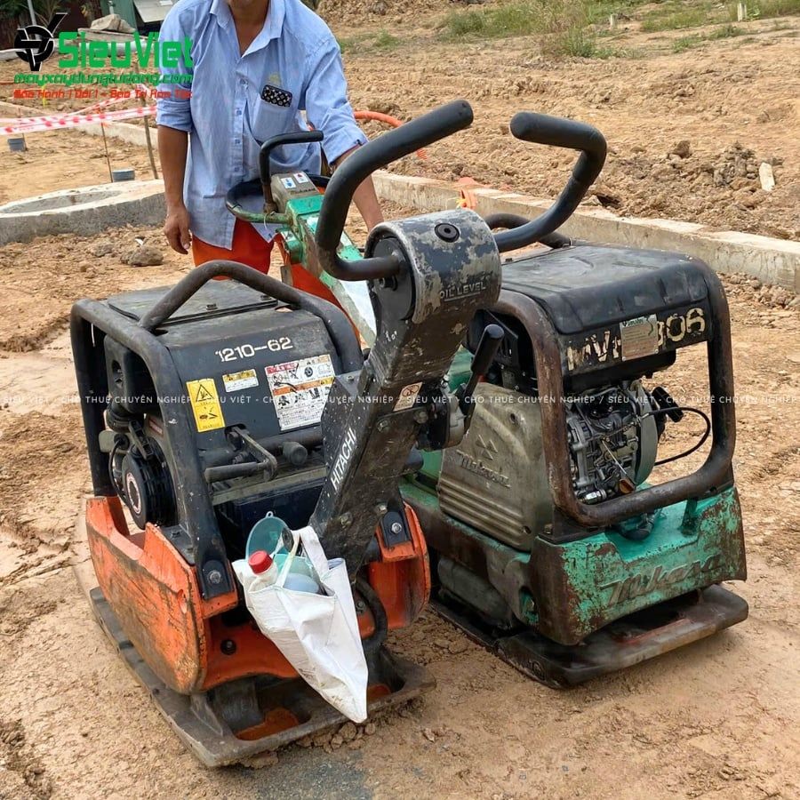 Thuê Tháng Máy đầm bàn thuỷ lực DBTL34 300-400Kg (Dầu Diesel)