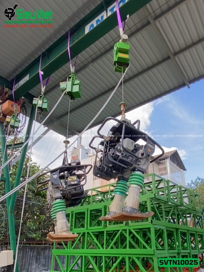 Thuê Tháng Tời treo tốc cao TN10025 Tải 100Kg Tốc 25m - Điện 220V, 1 pha