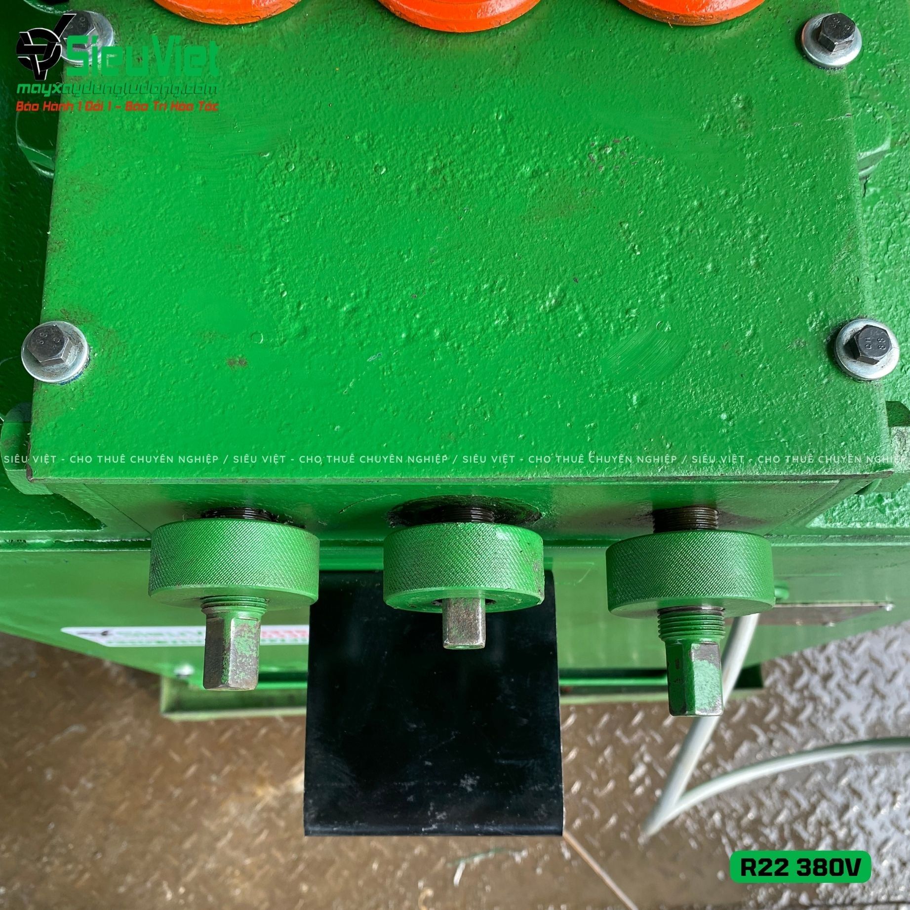 Thuê Tháng Máy uốn tròn sắt phi 10-20 R22 - Điện 380V, 3 Pha