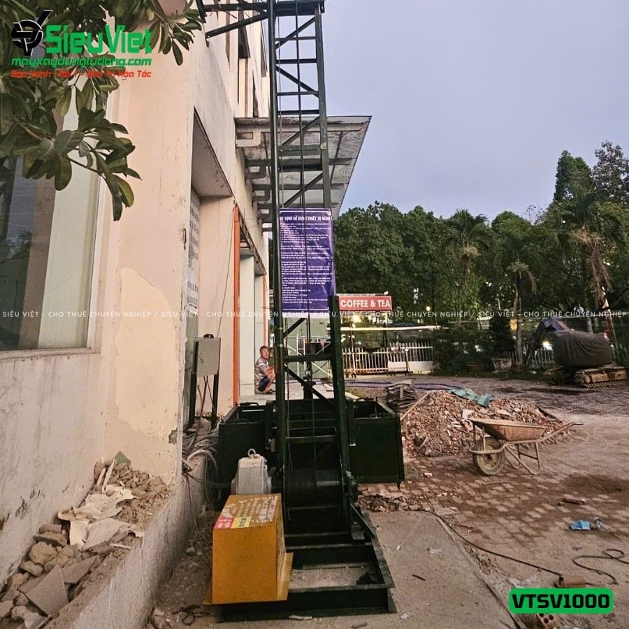 Vận thăng nâng hàng 1000kg cao 15m (Điện 380V, 3 phase)