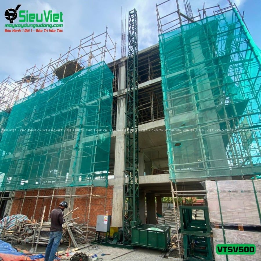 Cho thuê vận thăng Cao 24M 500kg VTSV500 - Điện 380v, 3 pha