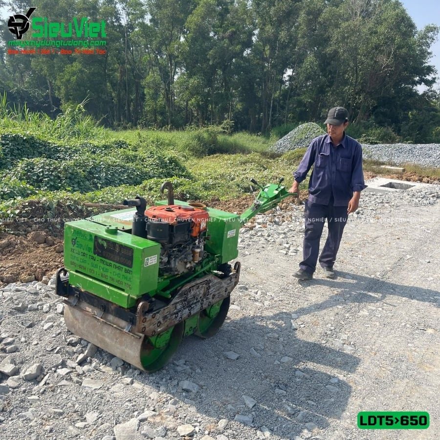 Thuê Ngày Xe lu dắt tay LDT 500-650kg (Dầu Diesel)