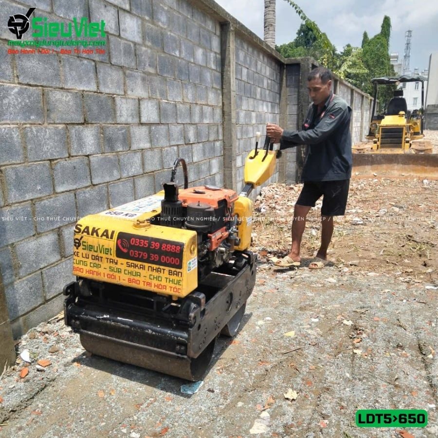 Thuê Ngày Xe lu dắt tay LDT 500-650kg (Dầu Diesel)