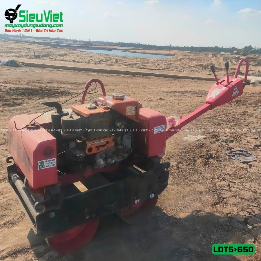 Thuê Tháng Xe lu dắt tay LDT 500-650kg (Dầu Diesel)