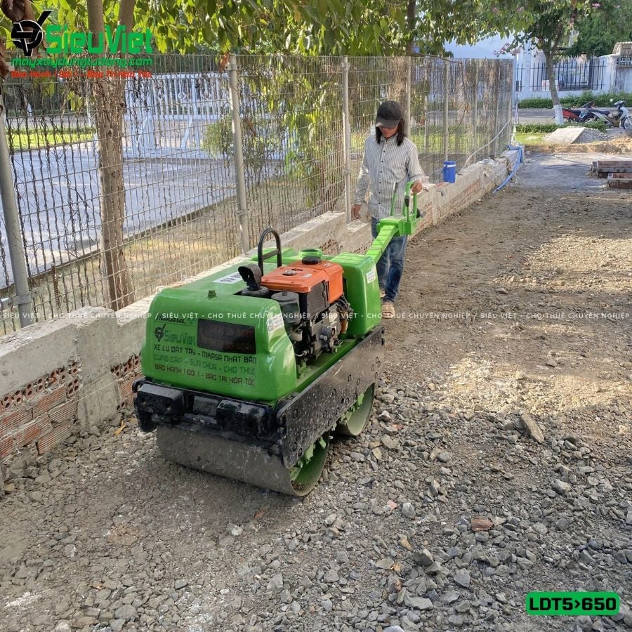 Thuê Ngày Xe lu dắt tay LDT 500-650kg (Dầu Diesel)