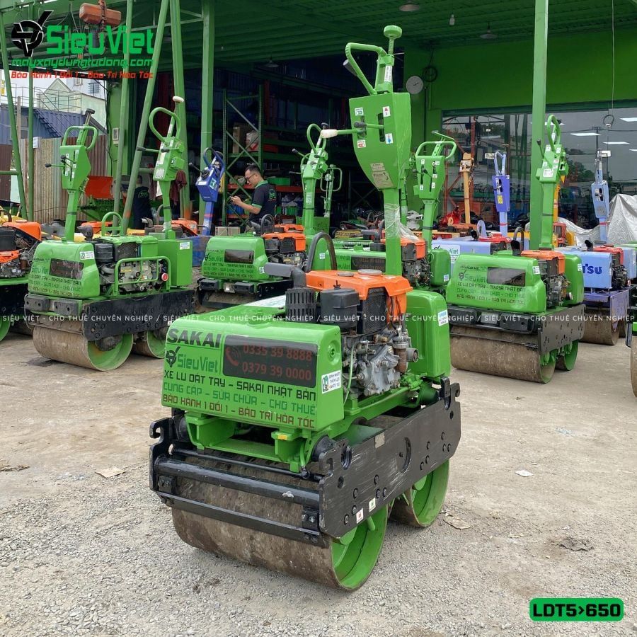 (Cho Thuê Tuần) Xe lu dắt tay 500Kg-650kg Nhật Bản - Động cơ Diesel