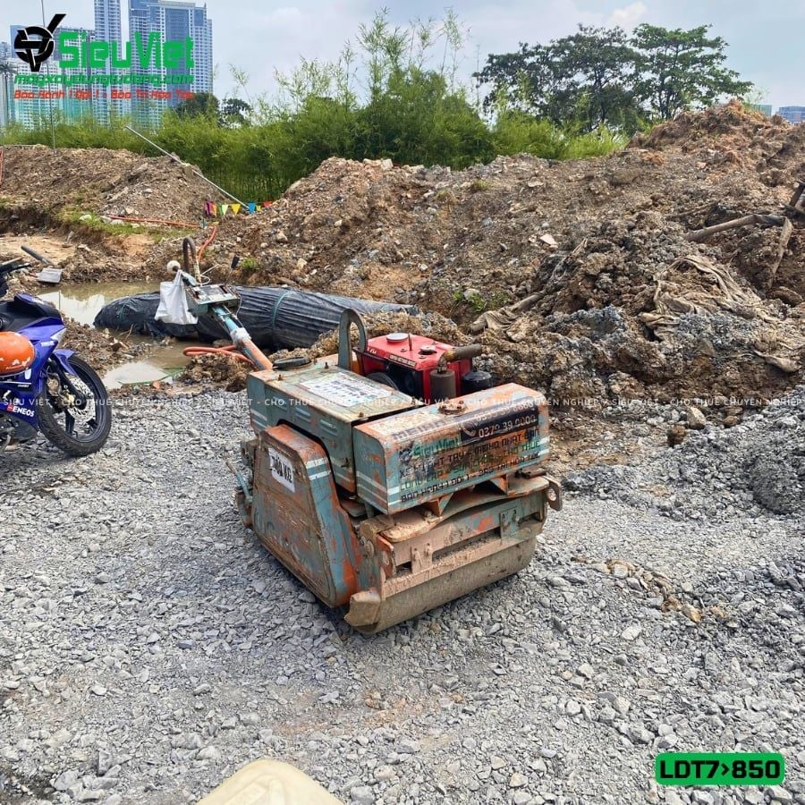 Thuê Tháng Xe lu rung dắt tay LDT78 700-850kg (Dầu Diesel)