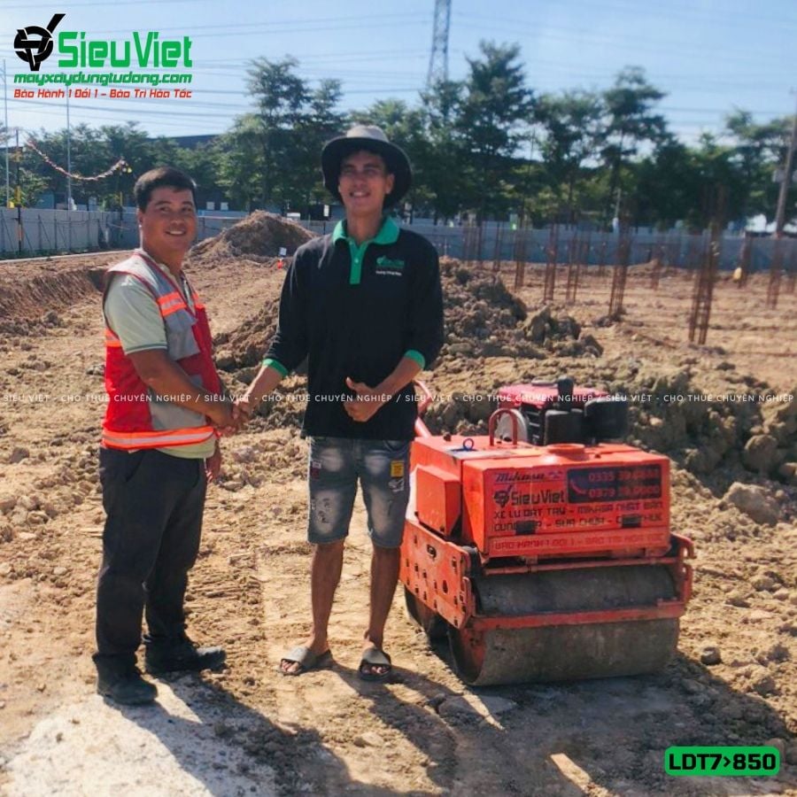 Thuê Ngày Xe lu dắt tay 700Kg-850kg Nhật Bản - Động cơ Diesel