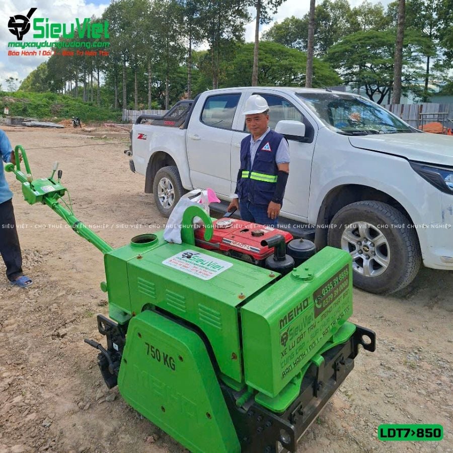 Thuê Ngày Xe lu dắt tay 700Kg-850kg Nhật Bản - Động cơ Diesel