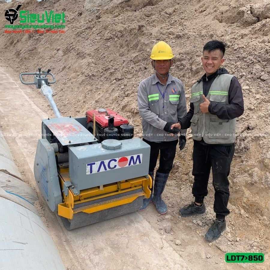 Thuê Ngày Xe lu dắt tay 700Kg-850kg Nhật Bản - Động cơ Diesel