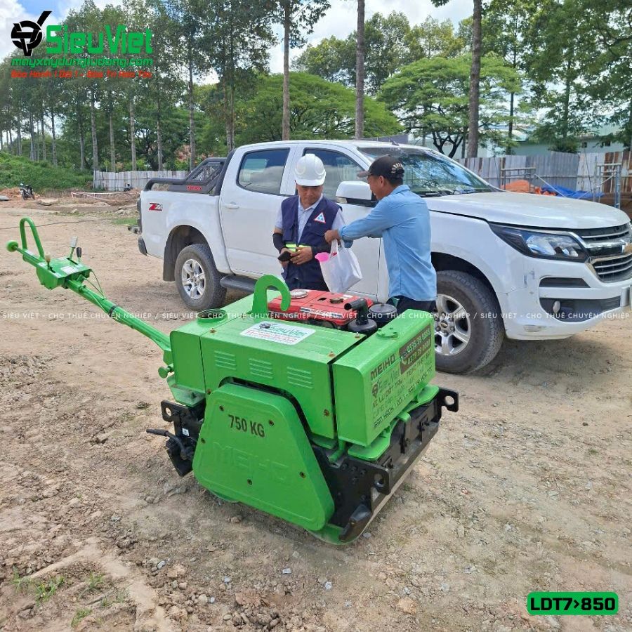 Thuê Tháng Xe lu dắt tay 700Kg-850kg Nhật Bản - Động cơ Diesel