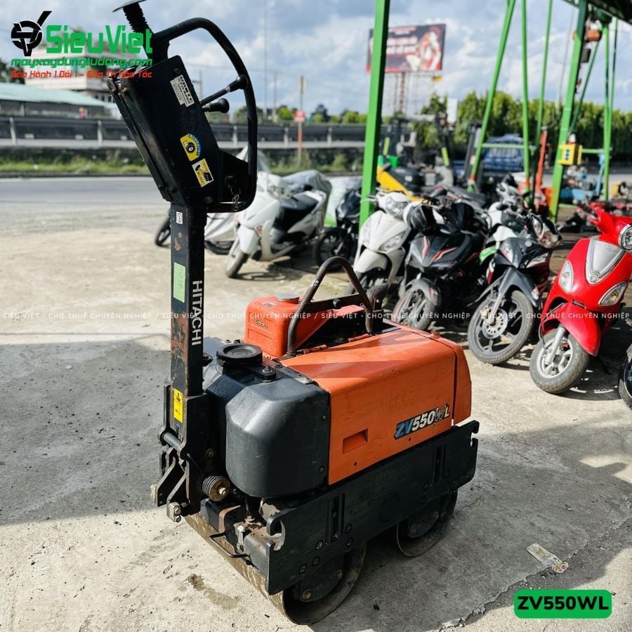 Xe lu rung dắt tay 583Kg Hitachi ZV550WL Nhật Bản (10256)