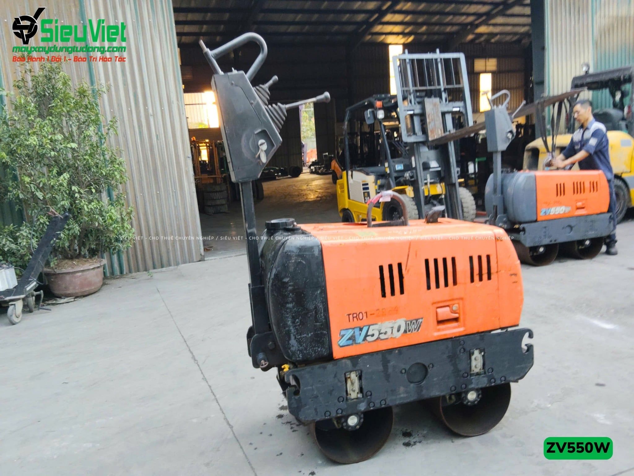 Xe lu rung dắt tay 620Kg Hitachi ZV550W Nhật Bản (11146)