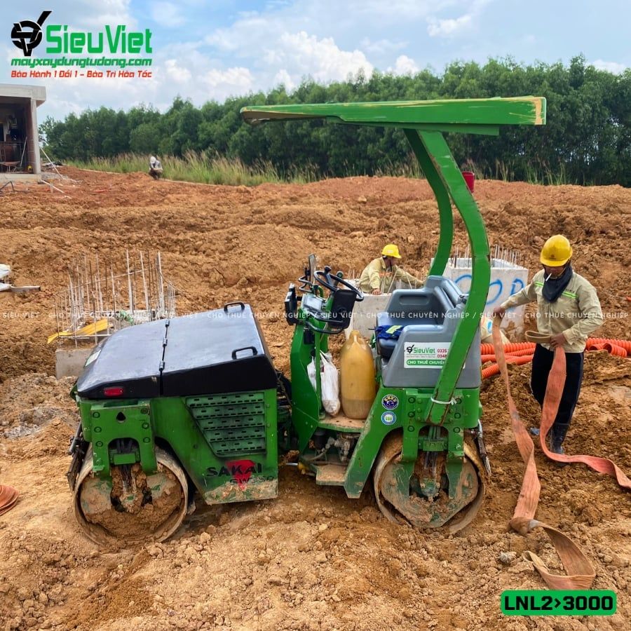 Thuê Tháng Xe lu rung nhỏ 2-3 Tấn Nhật Bản - LNL23