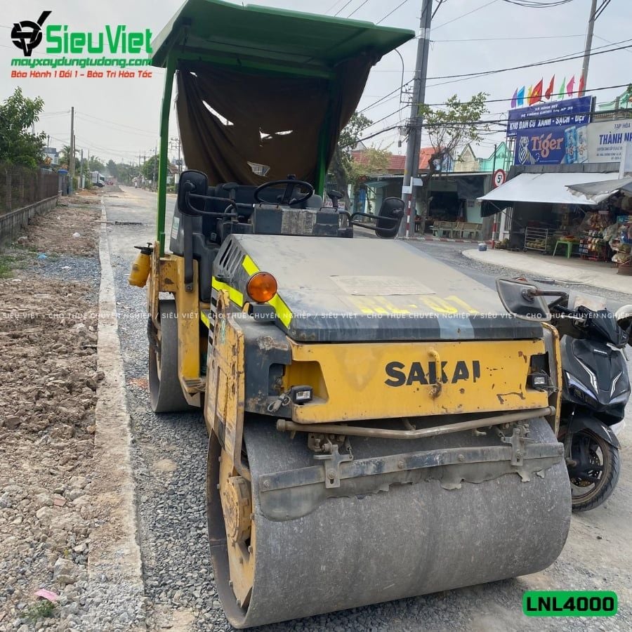 Thuê Ngày Xe lu rung nhỏ 3-4 Tấn Nhật Bản - LNL34