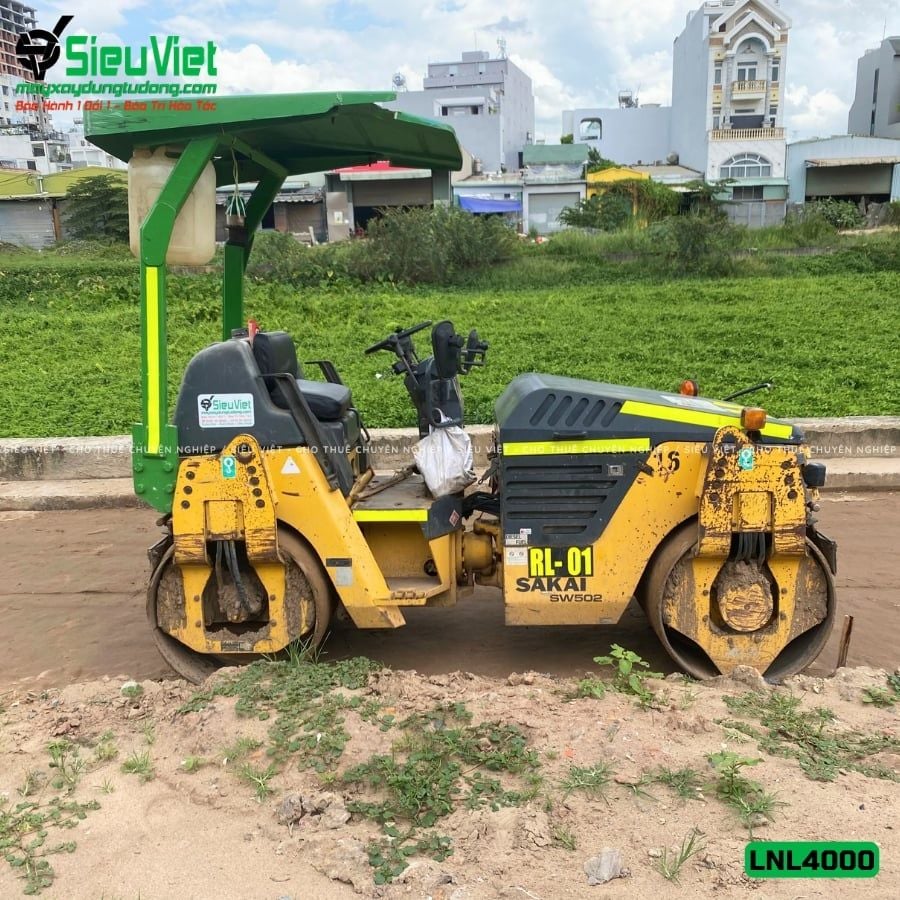 Thuê Tháng Xe lu rung nhỏ 3-4 Tấn Nhật Bản - LNL34