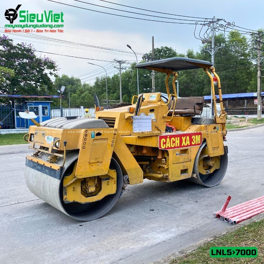 Thuê Tháng Xe lu rung nhỏ 5-7 Tấn Nhật Bản - LNL57