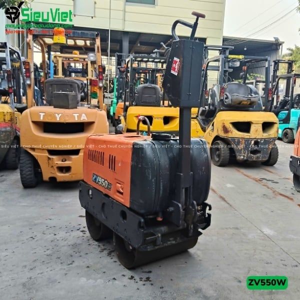 Xe lu rung dắt tay 620Kg Hitachi ZV550W Nhật Bản (11370)