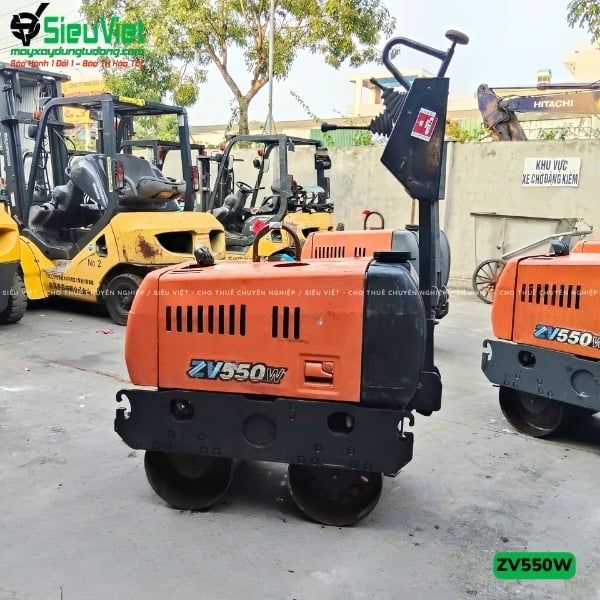 Xe lu rung dắt tay 620Kg Hitachi ZV550W Nhật Bản (11370)