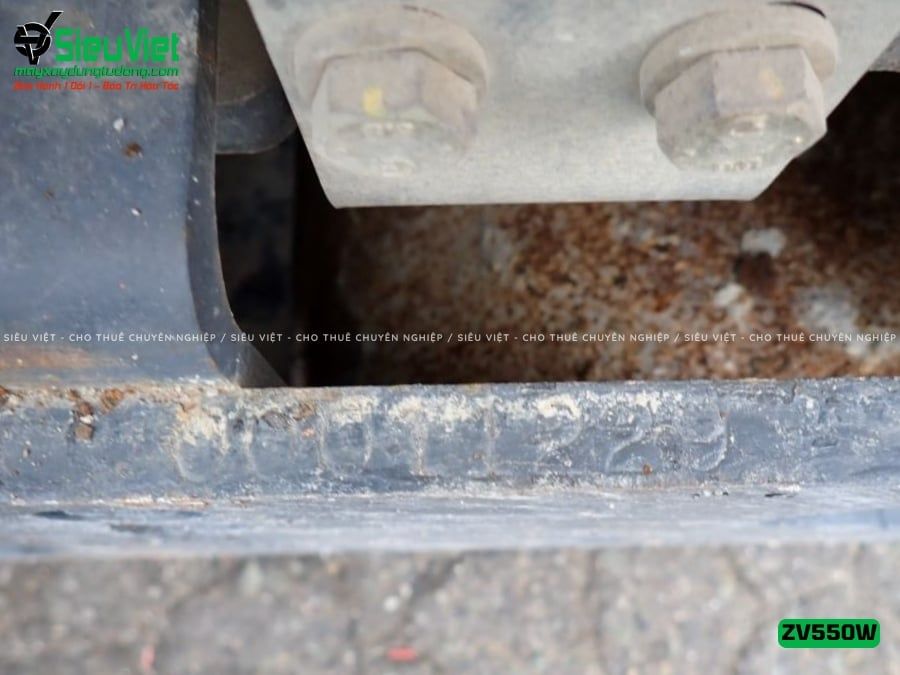 Xe lu rung dắt tay 620Kg Hitachi ZV550W Nhật Bản (11229)