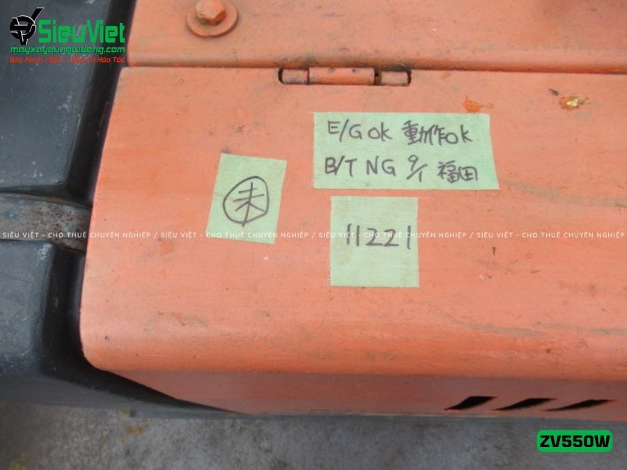 Xe lu rung dắt tay 620Kg Hitachi ZV550W Nhật Bản (11221)