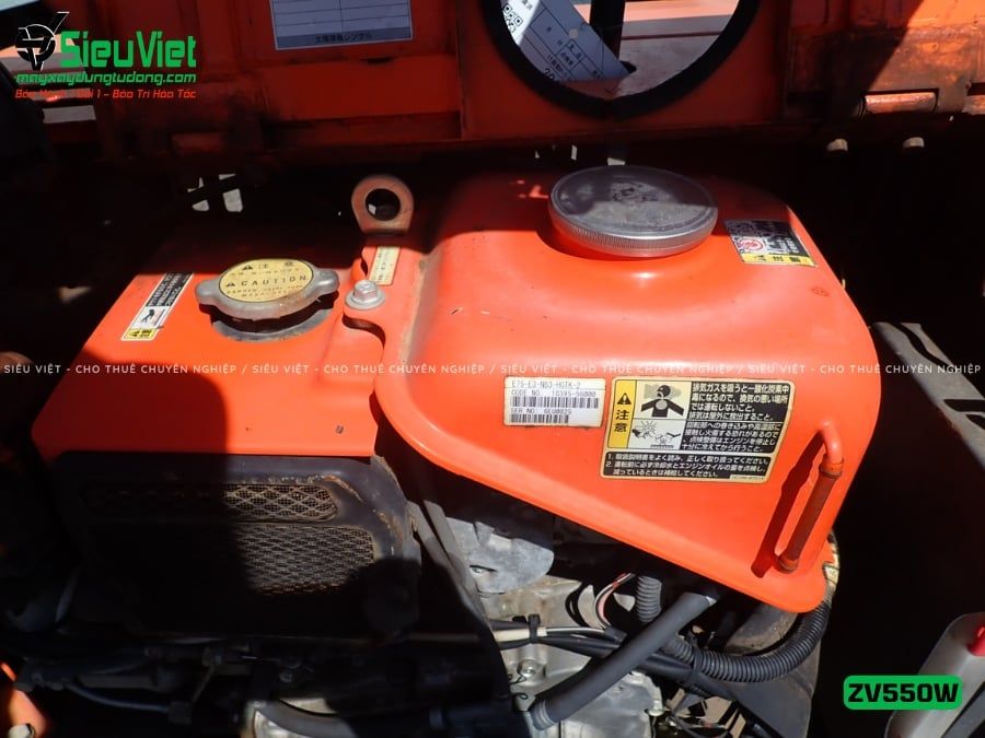 Xe lu rung dắt tay 620Kg Hitachi ZV550W Nhật Bản (11376)