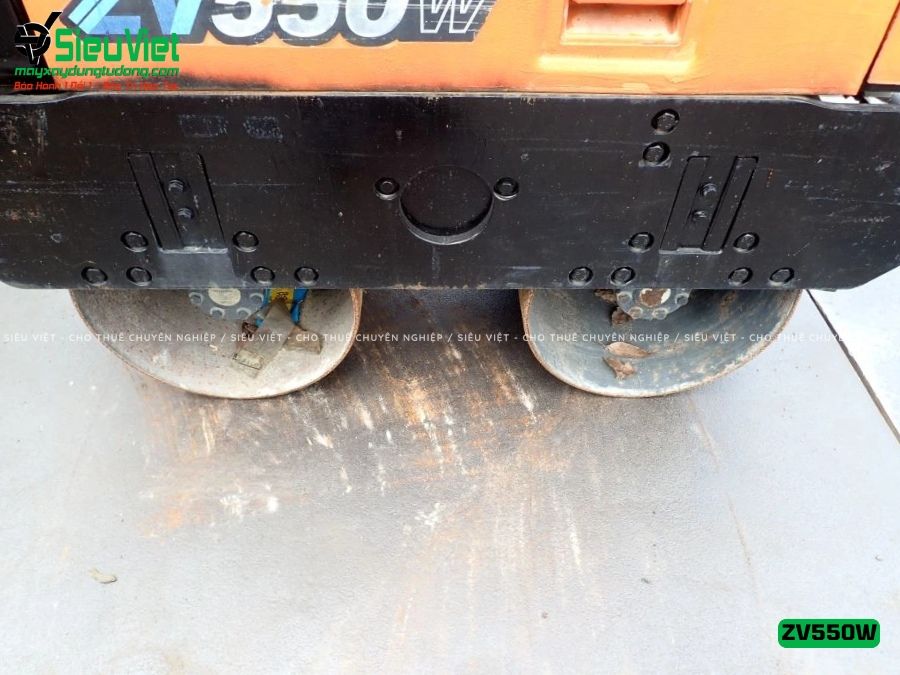 Xe lu rung dắt tay 620Kg Hitachi ZV550W Nhật Bản (11369)