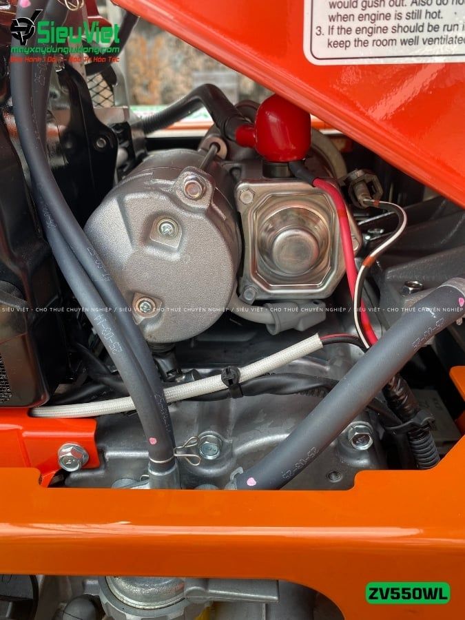 Xe lu rung dắt tay 600Kg Hitachi ZV550WL Nhật Bản (11078)