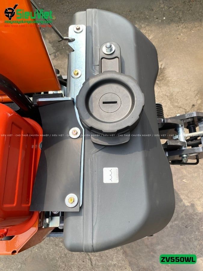 Xe lu rung dắt tay 600Kg Hitachi ZV550WL Nhật Bản (11078)