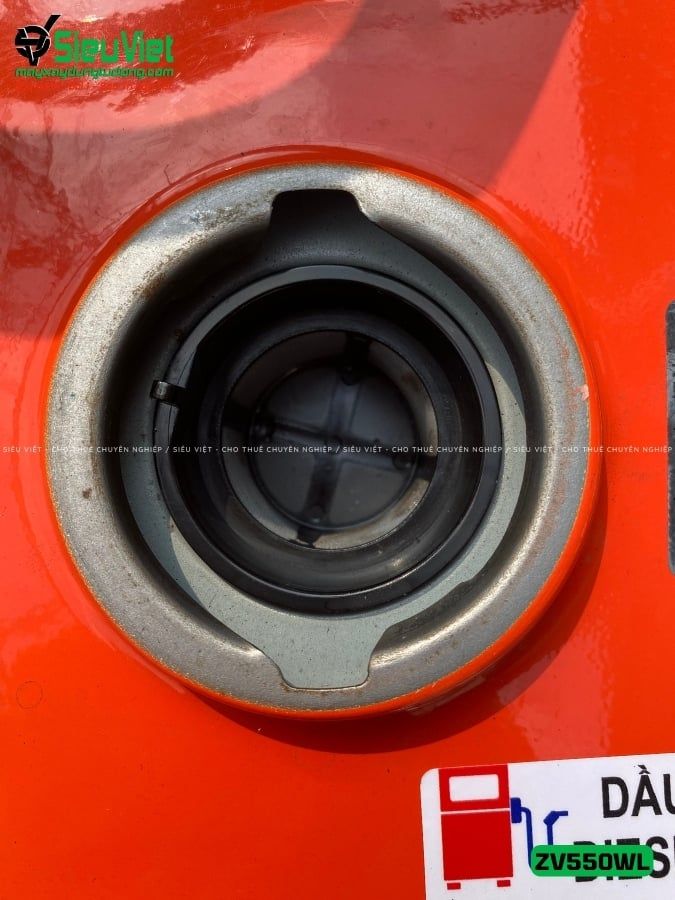 Xe lu rung dắt tay 600Kg Hitachi ZV550WL Nhật Bản (11078)