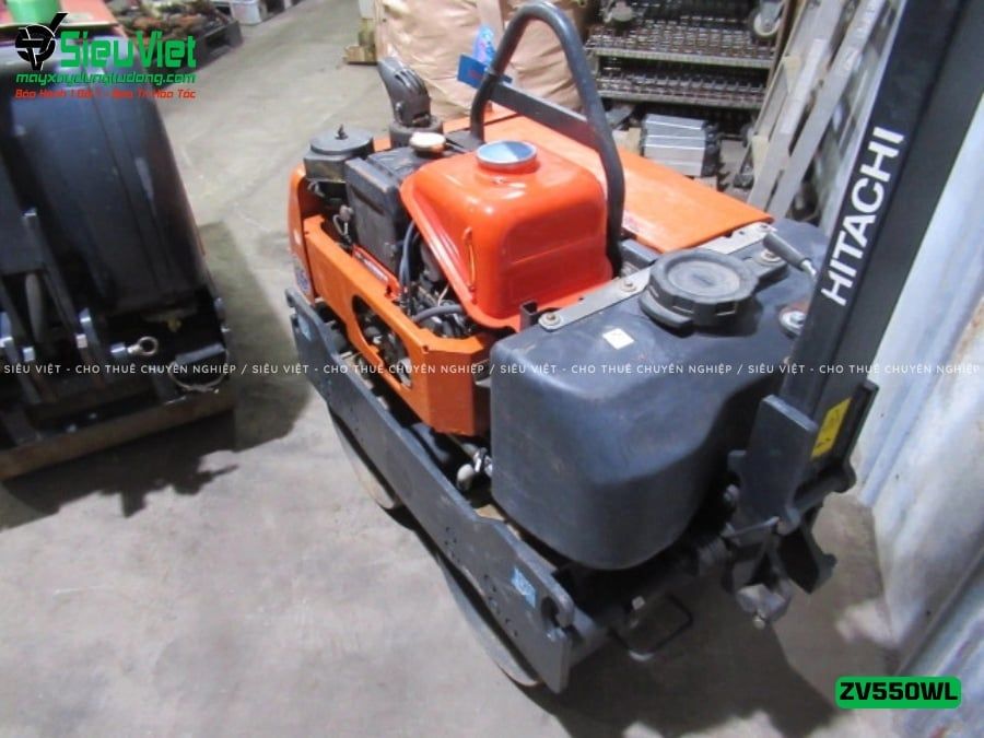 Xe lu rung dắt tay 600Kg Hitachi ZV550WL Nhật Bản (10717)