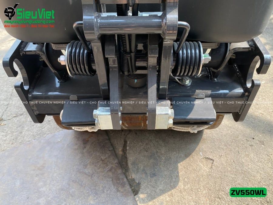 Xe lu rung dắt tay 600Kg Hitachi ZV550WL Nhật Bản (11078)