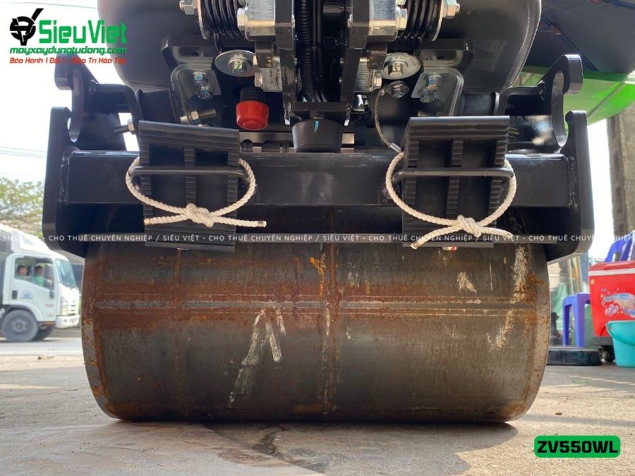 Xe lu rung dắt tay 600Kg Hitachi ZV550WL Nhật Bản (11078)