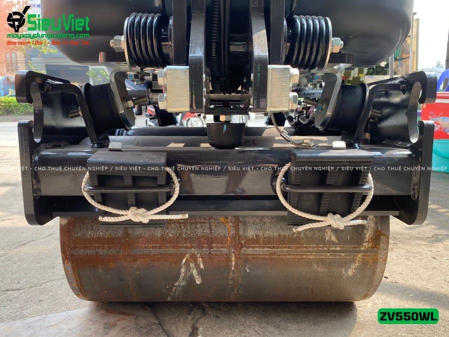 Xe lu rung dắt tay 600Kg Hitachi ZV550WL Nhật Bản (11078)