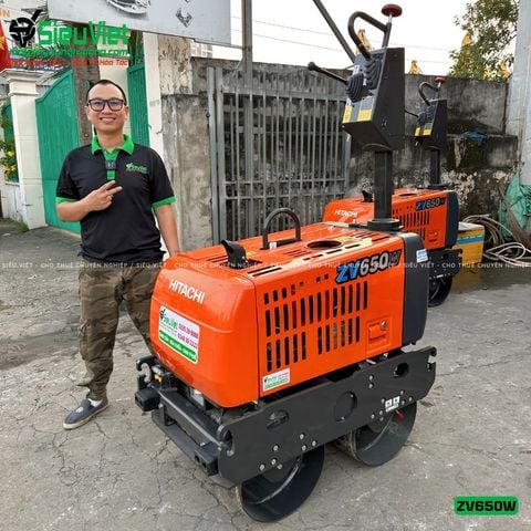 Xe lu rung dắt tay 700Kg Hitachi ZV650W Nhật Bản (10885)