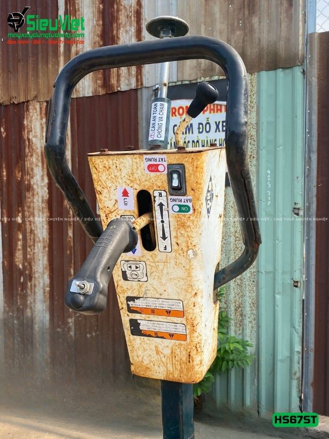 Xe lu rung dắt tay 750Kg Sakai HS67ST Nhật Bản (5HS210126)